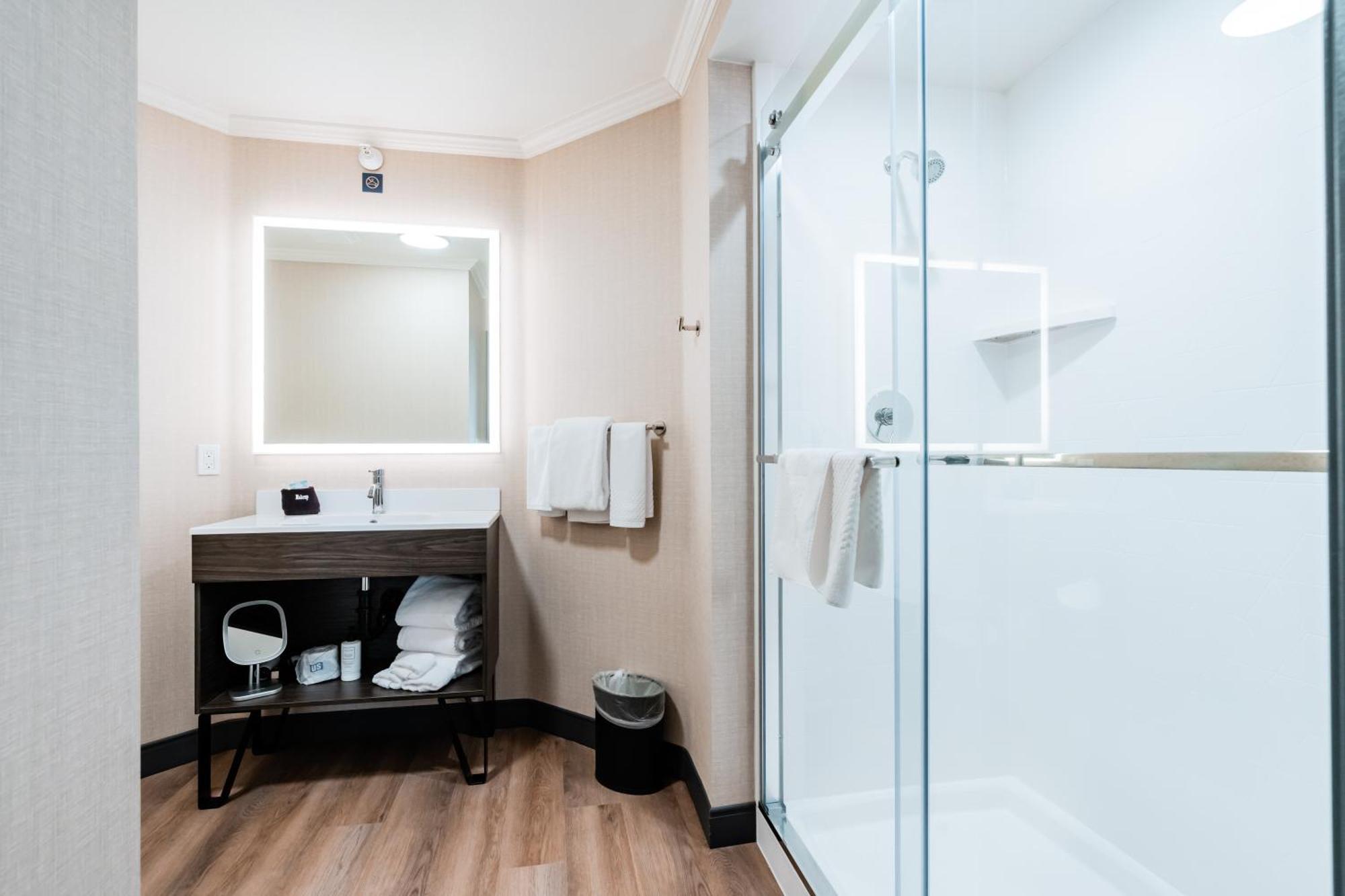 Hotel Nobo Cascade, Tapestry Collection By Hilton エクステリア 写真