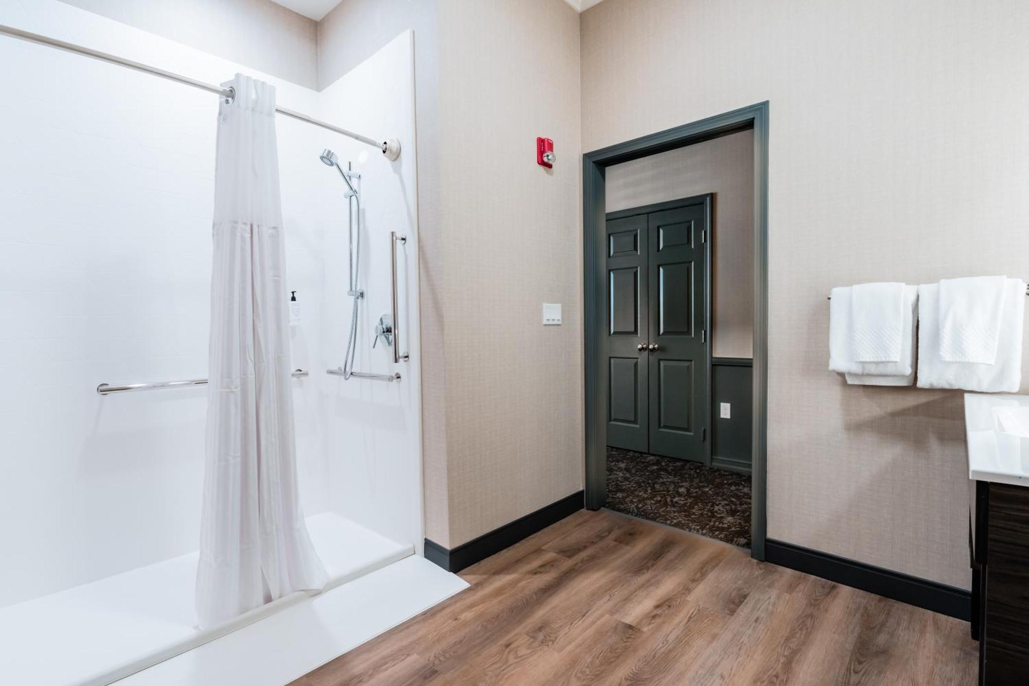 Hotel Nobo Cascade, Tapestry Collection By Hilton エクステリア 写真