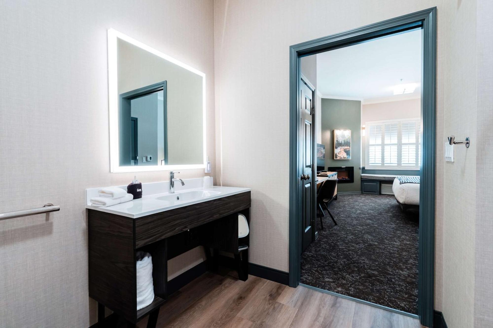 Hotel Nobo Cascade, Tapestry Collection By Hilton エクステリア 写真