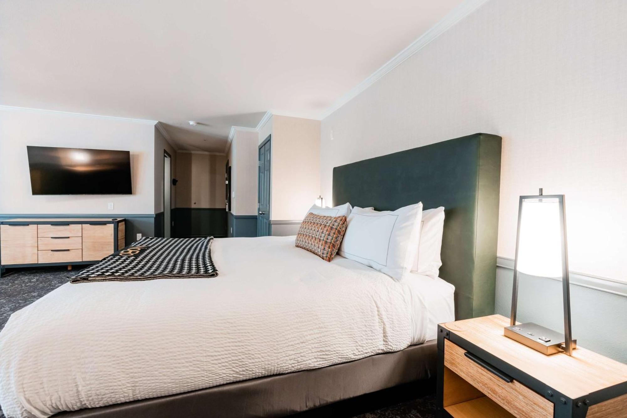 Hotel Nobo Cascade, Tapestry Collection By Hilton エクステリア 写真