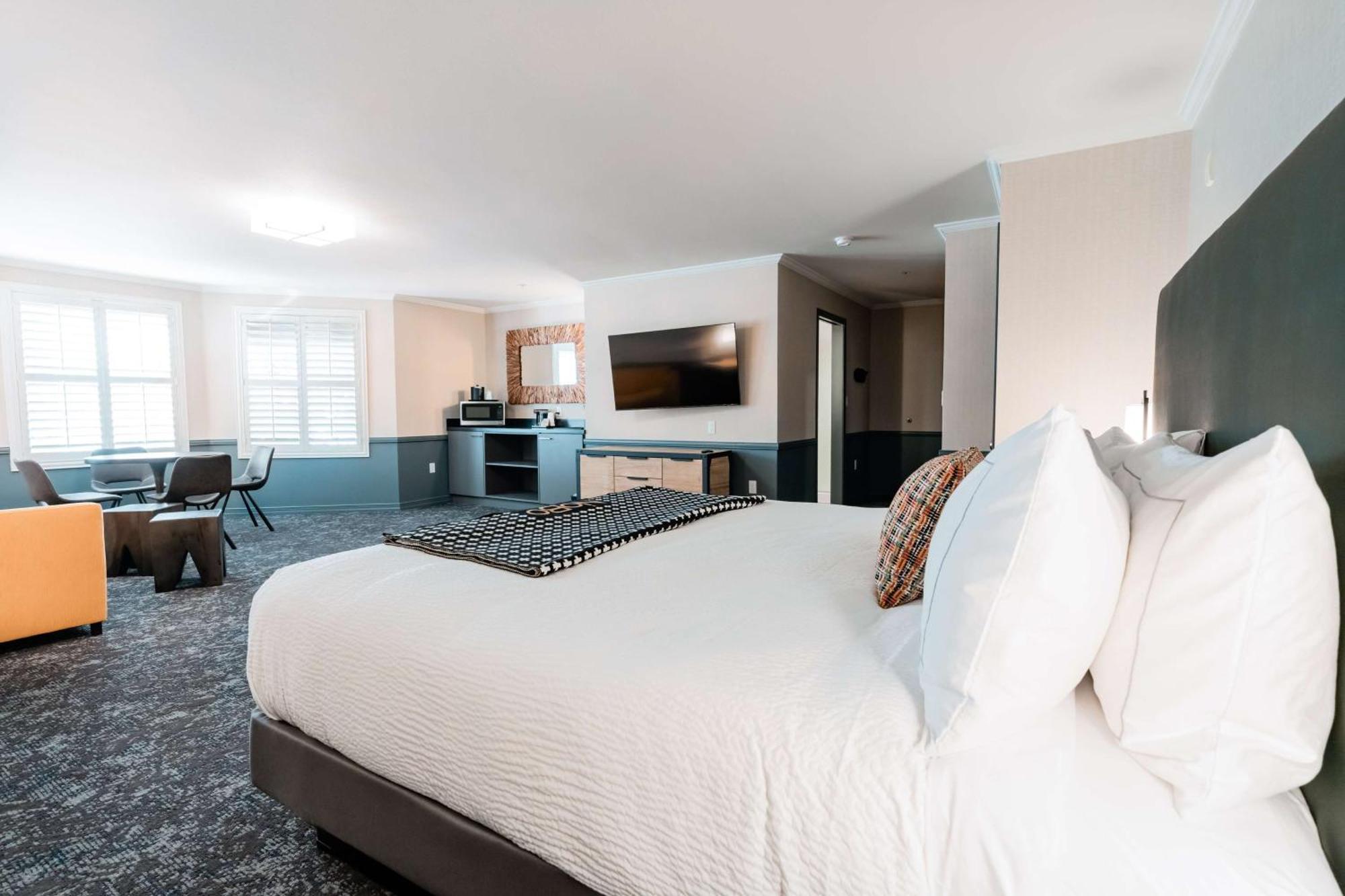 Hotel Nobo Cascade, Tapestry Collection By Hilton エクステリア 写真
